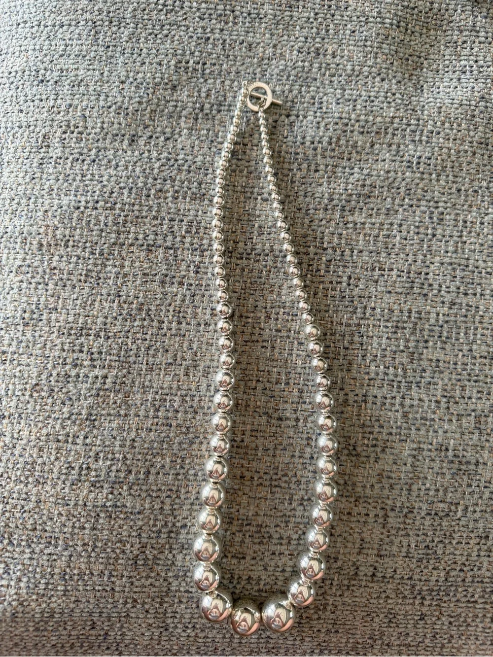 CHAPS Silver Tone Graduated Beaded Necklace Toggle Clasp